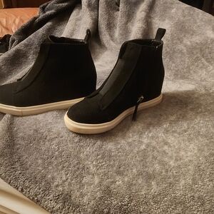Madden Girl Black High-Top Sneakers